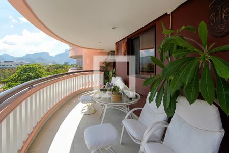 Varanda de apartamento à venda com 4 quartos, 145m² em Barra da Tijuca, Rio de Janeiro