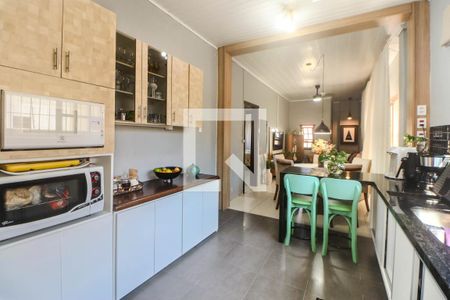 Cozinha de casa à venda com 2 quartos, 300m² em Sarandi, Porto Alegre