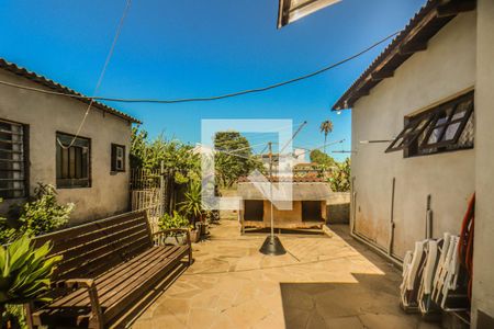 Pátio de casa à venda com 2 quartos, 300m² em Sarandi, Porto Alegre