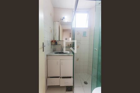 Banheiro Social de apartamento à venda com 2 quartos, 45m² em Santa Efigênia, Belo Horizonte