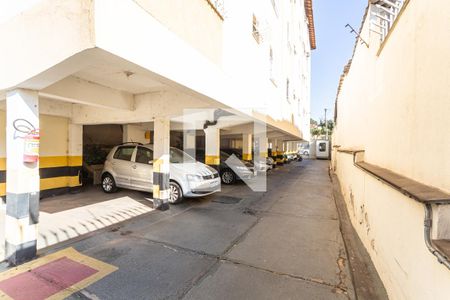 Garagem de apartamento à venda com 2 quartos, 45m² em Santa Efigênia, Belo Horizonte