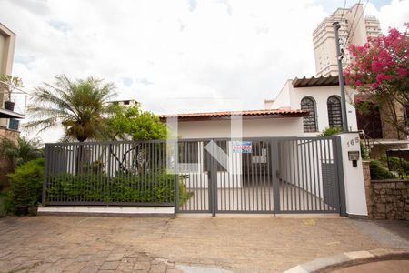 FACHADA de casa à venda com 4 quartos, 411m² em Santana, São Paulo