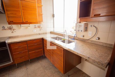 COZINHA de casa à venda com 4 quartos, 411m² em Santana, São Paulo