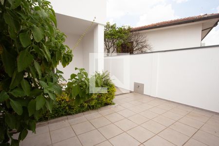 QUINTAL de casa à venda com 4 quartos, 411m² em Santana, São Paulo