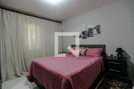 Quarto 1 de casa para alugar com 3 quartos, 175m² em Conjunto Habitacional Antonio Bovolenta, Mogi das Cruzes