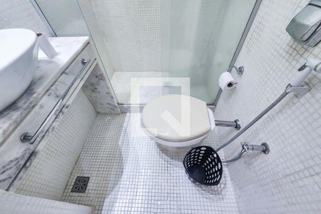 Banheiro de apartamento para alugar com 2 quartos, 95m² em Flamengo, Rio de Janeiro