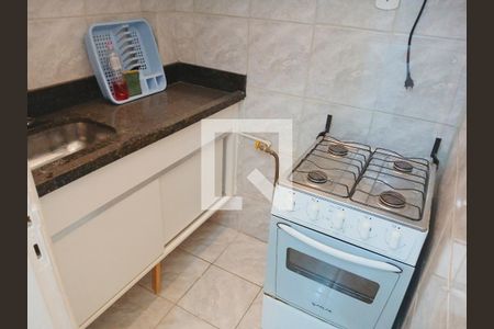Cozinha de apartamento para alugar com 1 quarto, 31m² em Vila Buarque, São Paulo