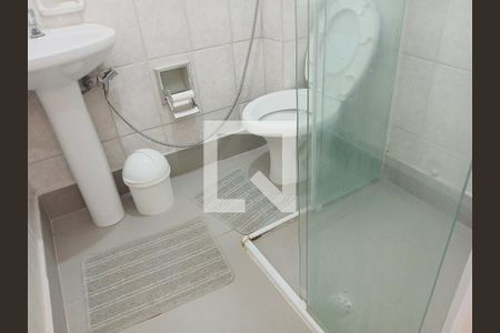 Banheiro de apartamento para alugar com 1 quarto, 31m² em Vila Buarque, São Paulo