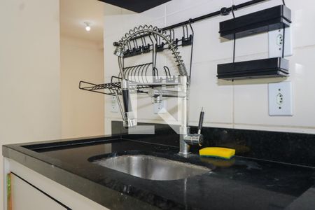 Cozinha de apartamento à venda com 2 quartos, 48m² em Jardim Monte Alegre, Taboão da Serra