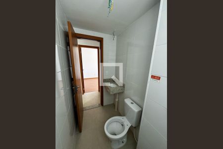 Banheiro 1 de apartamento para alugar com 2 quartos, 55m² em Parque Industrial, Campinas