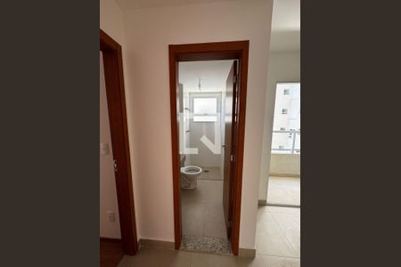Banheiro 1 de apartamento para alugar com 2 quartos, 55m² em Parque Industrial, Campinas