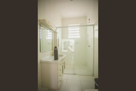 Banheiro  de apartamento para alugar com 1 quarto, 45m² em Mirandópolis, São Paulo