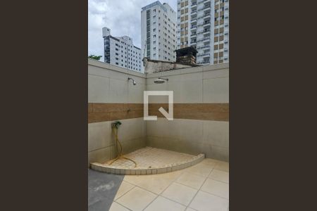 Área de serviço de apartamento para alugar com 3 quartos, 120m² em Vila Maia, Guarujá