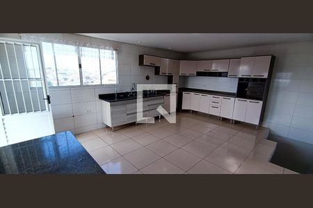 Cozinha de casa para alugar com 2 quartos, 80m² em Jardim Iracema, Taboão da Serra