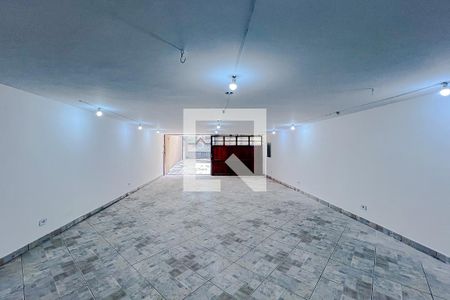Garagem de casa à venda com 3 quartos, 359m² em Vila Monumento, São Paulo