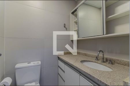 Banheiro de kitnet/studio para alugar com 1 quarto, 22m² em Paraíso, São Paulo