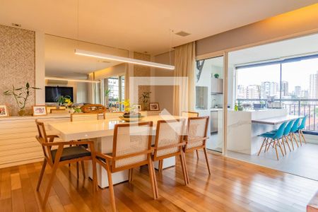 Sala de apartamento à venda com 3 quartos, 132m² em Chácara Inglesa, São Paulo