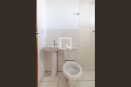Banheiro de kitnet/studio para alugar com 1 quarto, 33m² em Vila Sao Geraldo, São Paulo