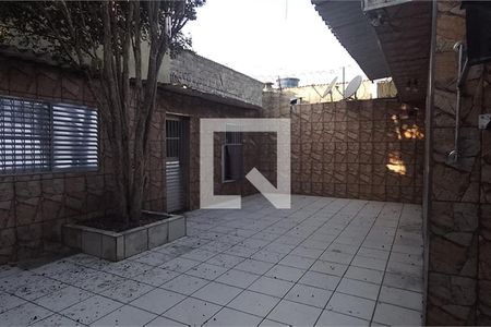 Casa à venda com 3 quartos, 250m² em Vila Ponte Rasa, São Paulo