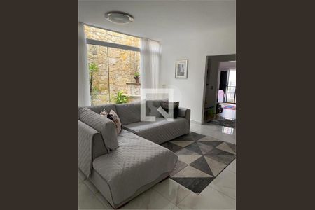 Casa à venda com 3 quartos, 668m² em Chácara Santo Antônio (Zona Leste), São Paulo