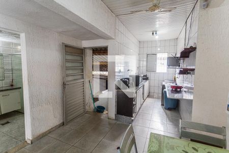 Cozinha de casa à venda com 4 quartos, 120m² em Sagrada Família, Belo Horizonte