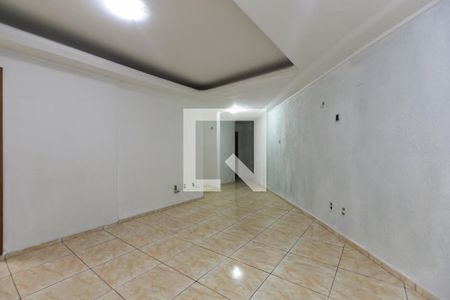 Sala de casa à venda com 3 quartos, 380m² em Vila Carmosina, São Paulo