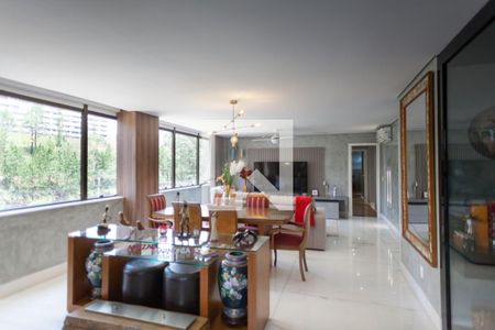 Sala de apartamento à venda com 4 quartos, 200m² em Belvedere, Belo Horizonte