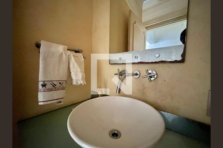 Lavabo de casa para alugar com 3 quartos, 240m² em Planalto Paulista, São Paulo