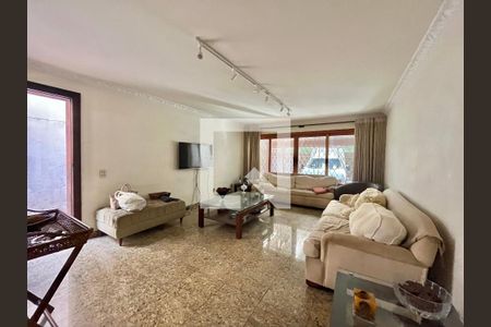 Sala de casa para alugar com 3 quartos, 240m² em Planalto Paulista, São Paulo