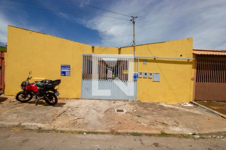 Fachada de kitnet/studio para alugar com 1 quarto, 26m² em Setor N, Brasília