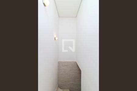 Escada de casa à venda com 2 quartos, 69m² em Chácara Santo Antônio (zona Sul), São Paulo