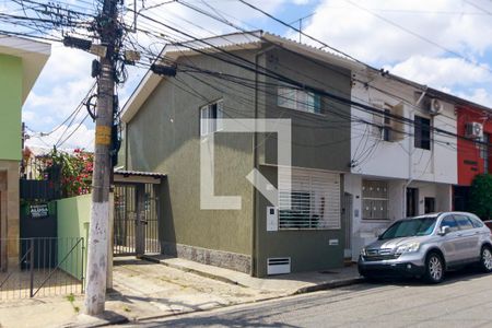 Fachada de casa à venda com 2 quartos, 69m² em Chácara Santo Antônio (zona Sul), São Paulo