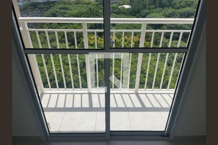 Varanda de apartamento à venda com 1 quarto, 27m² em Parque Industrial Tomas Edson, São Paulo