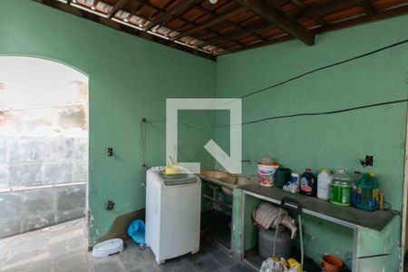 Área de Serviço de casa à venda com 3 quartos, 300m² em Universitário, Belo Horizonte