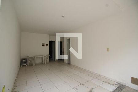 Garagem de casa de condomínio para alugar com 2 quartos, 120m² em Taquara, Rio de Janeiro