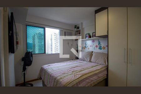 Suíte de apartamento à venda com 3 quartos, 100m² em Recreio dos Bandeirantes, Rio de Janeiro