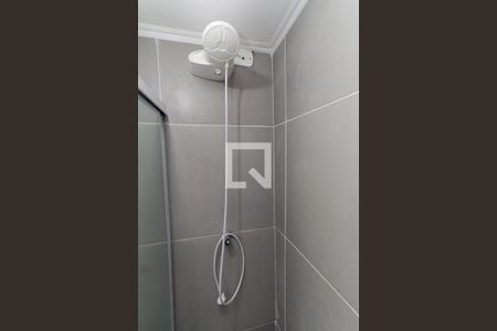 Banheiro de kitnet/studio para alugar com 1 quarto, 20m² em Vila Gustavo, São Paulo