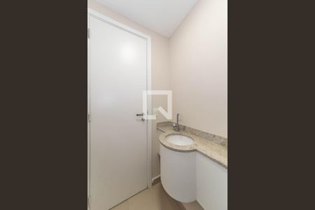 Lavabo de apartamento para alugar com 3 quartos, 136m² em Vila Dom Pedro I, São Paulo
