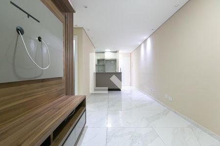 Sala de apartamento para alugar com 2 quartos, 50m² em Vila Carmosina, São Paulo