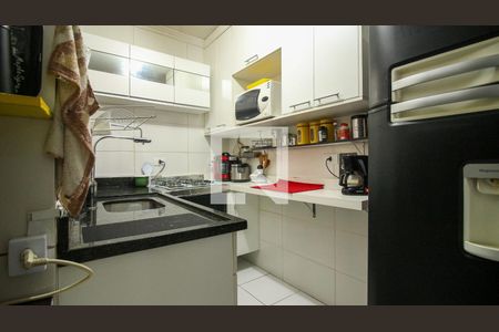 Cozinha de casa de condomínio à venda com 2 quartos, 110m² em Vila Ema, São Paulo