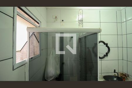 Banheiro da Suíte de casa de condomínio à venda com 2 quartos, 110m² em Vila Ema, São Paulo
