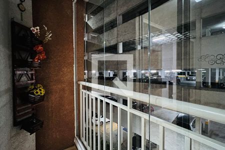 Varanda da Sala de apartamento à venda com 2 quartos, 60m² em Jardim Rossi, Guarulhos