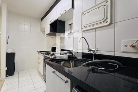 Cozinha e Área de Serviço de apartamento à venda com 2 quartos, 60m² em Jardim Rossi, Guarulhos