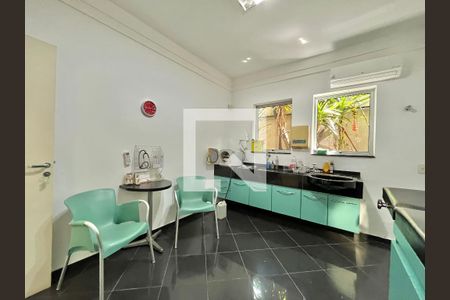 Quarto 3 de casa para alugar com 4 quartos, 280m² em Indianópolis, São Paulo