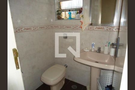 Casa à venda com 3 quartos, 139m² em Vila Carrão, São Paulo