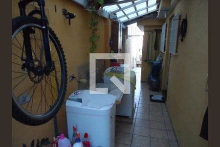 Casa à venda com 3 quartos, 139m² em Vila Carrão, São Paulo