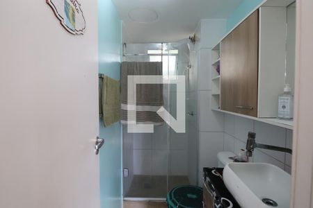 Banheiro de apartamento à venda com 2 quartos, 48m² em Mato Grande, Canoas
