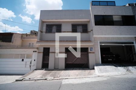 Fachada de casa à venda com 2 quartos, 190m² em Jardim Brasilia (zona Leste), São Paulo