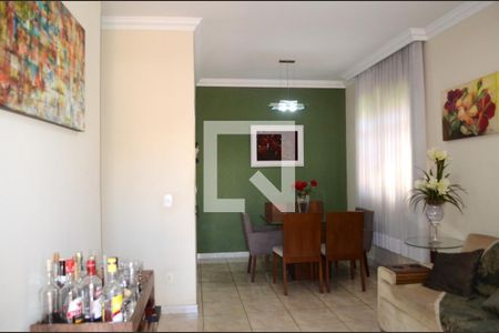 Sala de casa à venda com 3 quartos, 360m² em Nova Vista, Belo Horizonte