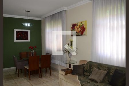 Detalhe Sala de casa à venda com 3 quartos, 360m² em Nova Vista, Belo Horizonte